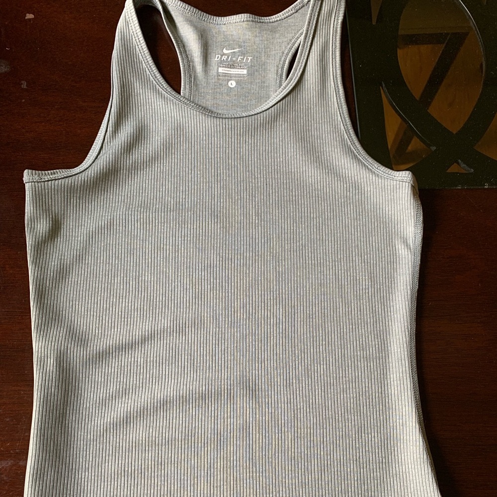 Nike dry fit